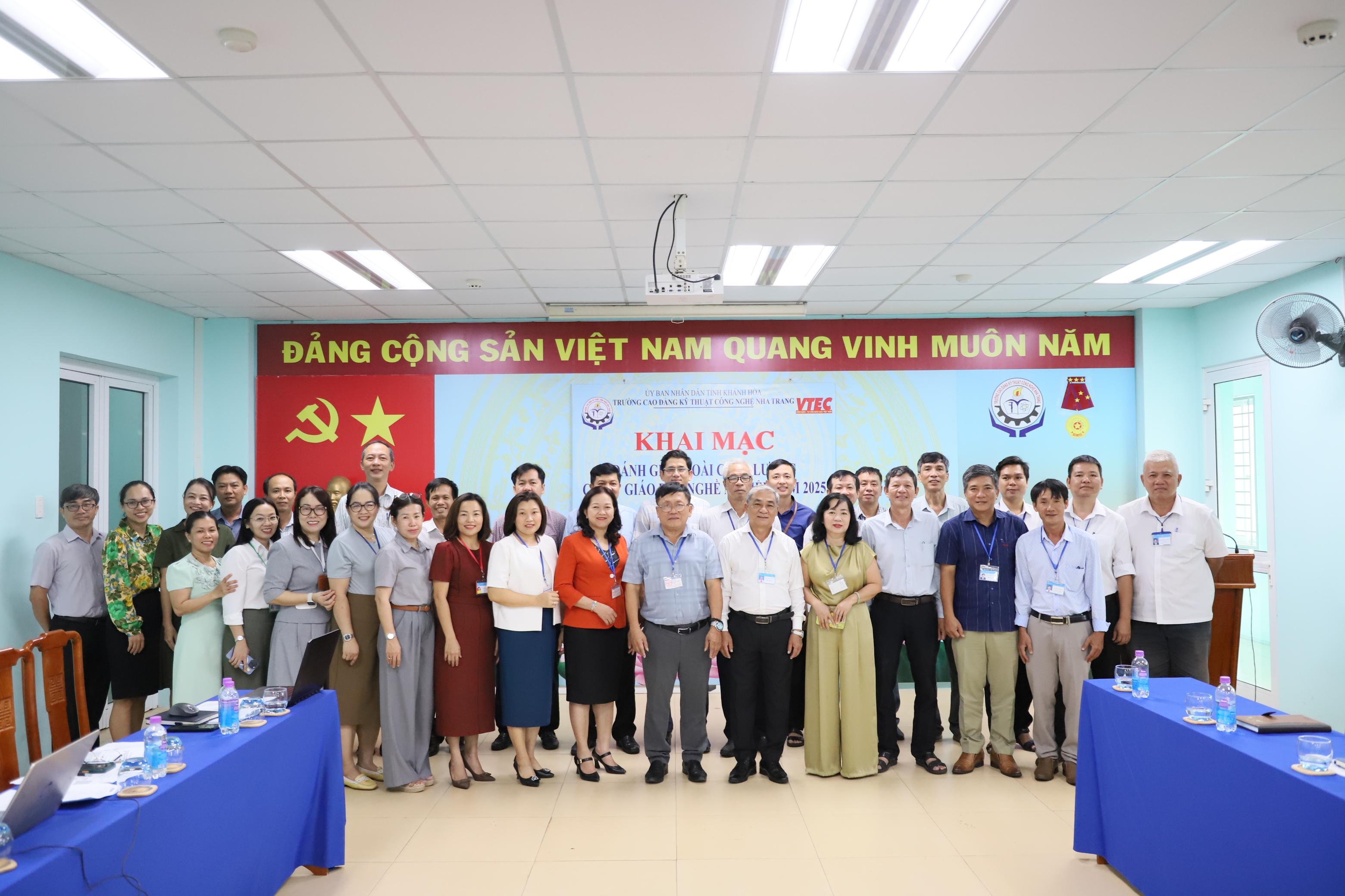 KHAI MẠC ĐÁNH GIÁ NGOÀI CHẤT LƯỢNG  CƠ SỞ GIÁO DỤC NGHỀ NGHIỆP NĂM 2025